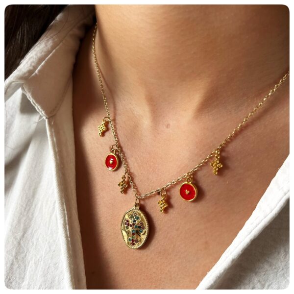 Collier Abby